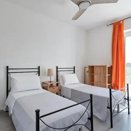 Gasthuis Agrihouse Fronte Mare Torre Dell'orso *